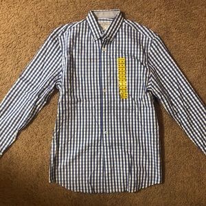 Patterned long sleeve button up shirts